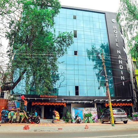 Hotel Nandini Baharampur Eksteriør billede