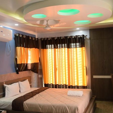 Hotel Nandini Baharampur Eksteriør billede