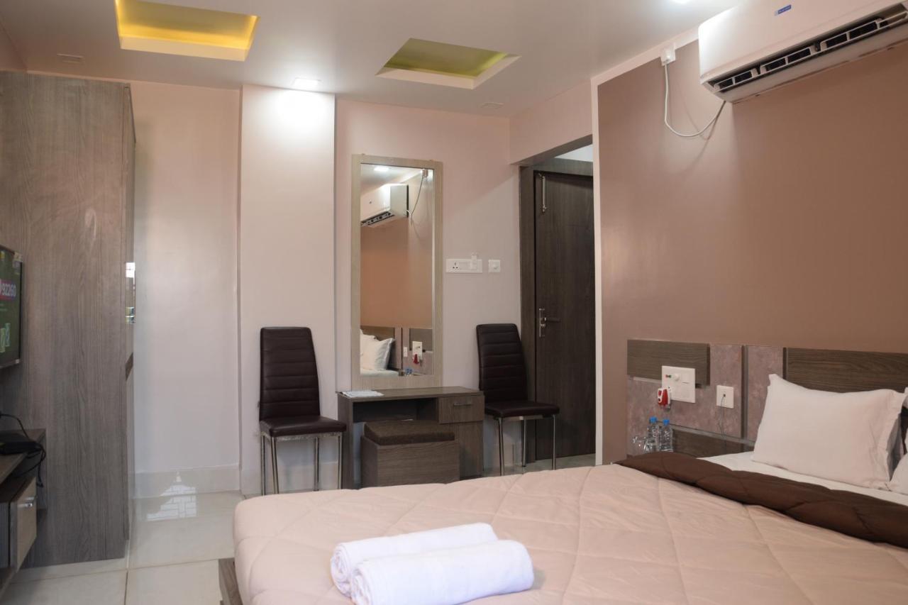 Hotel Nandini Baharampur Eksteriør billede